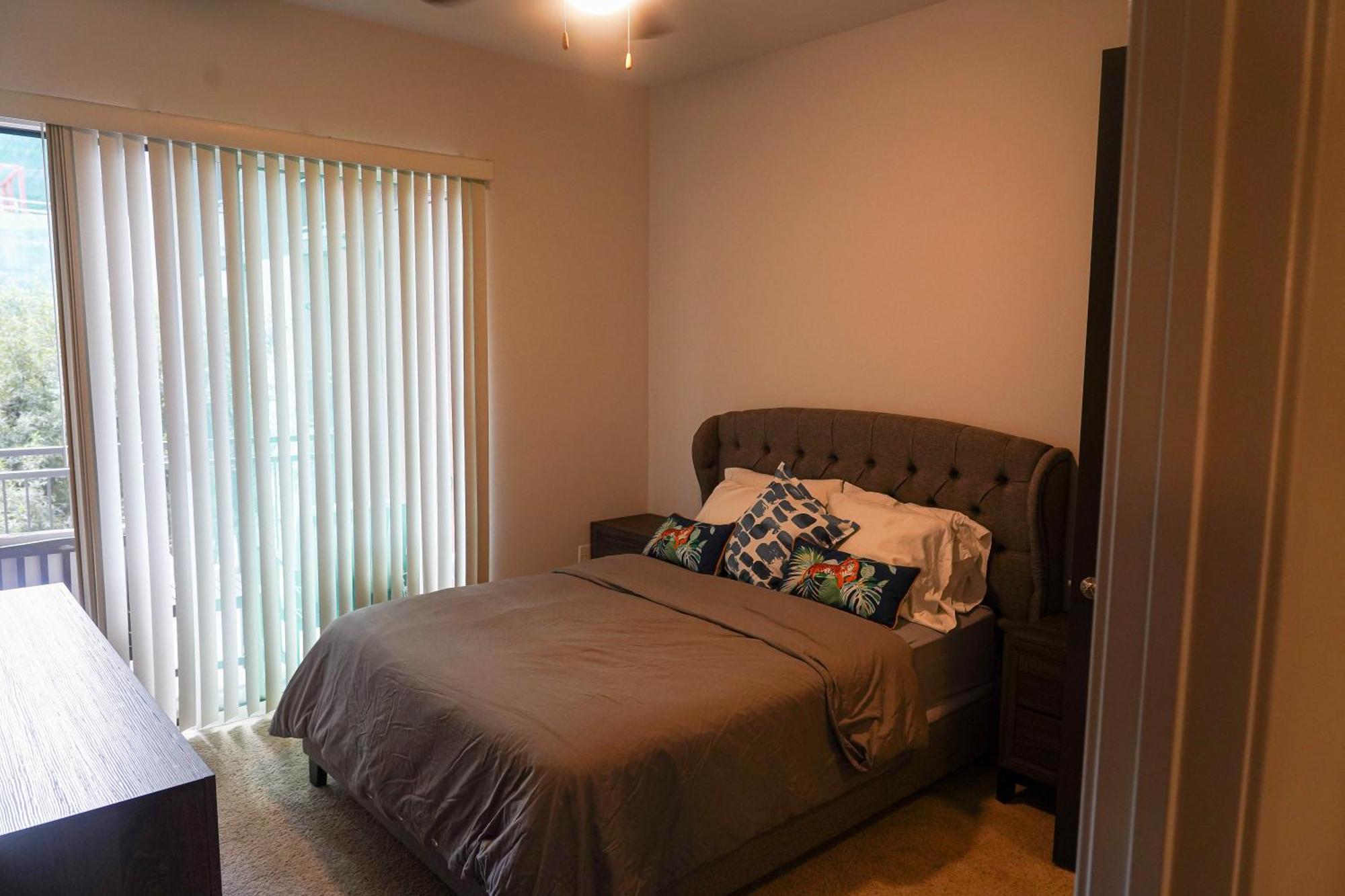 Luxury Designed 2 Bedrooms Part Hotel In Woodland Hills Ca Los Ángeles Exterior foto